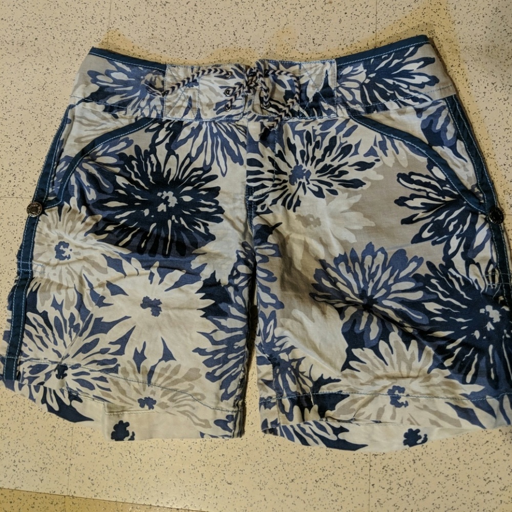 Free people linen floral shorts